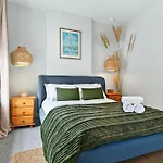 Wolfe Tone 2 Apartman